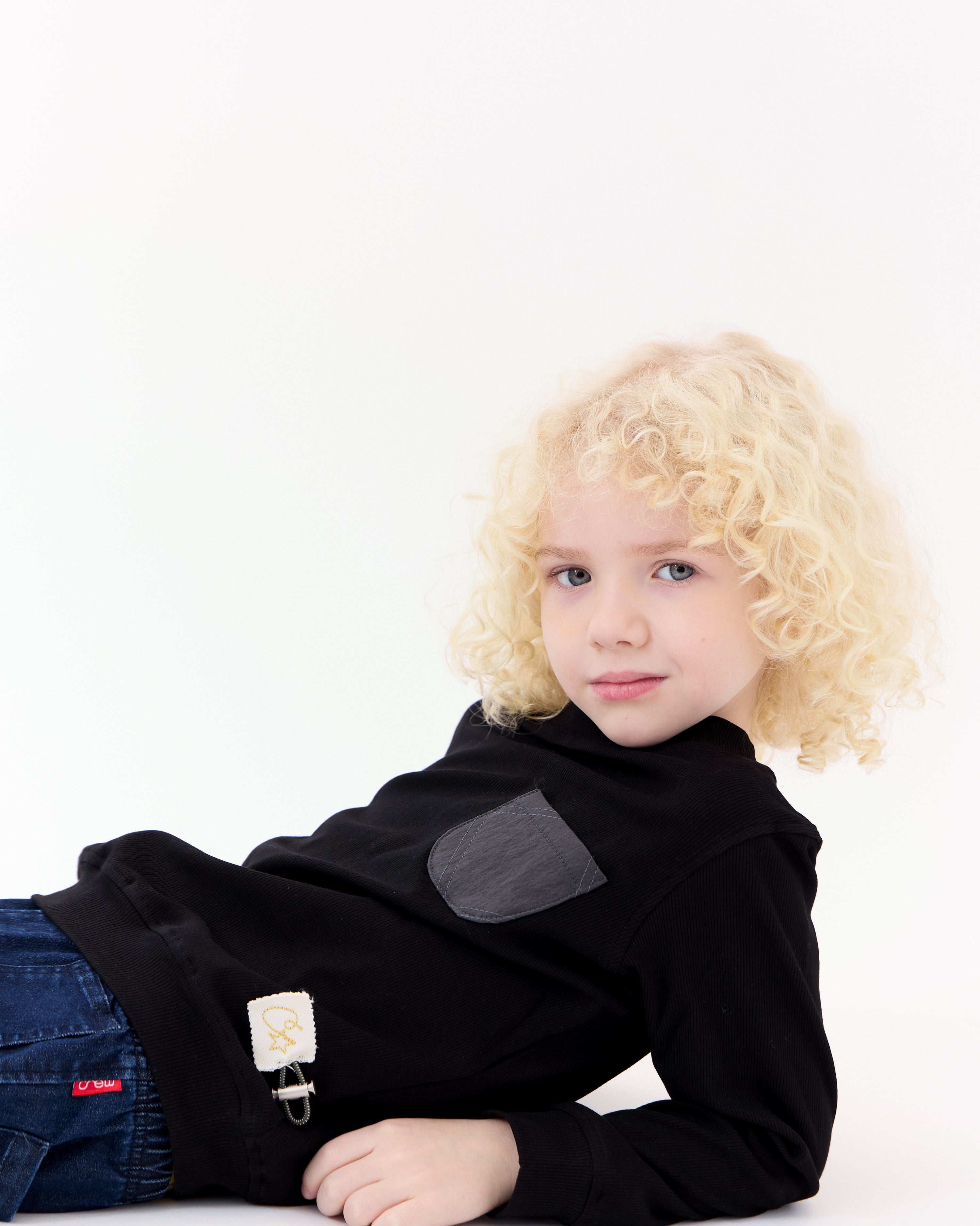 Teddi Ribbed Sweatshirt - Black